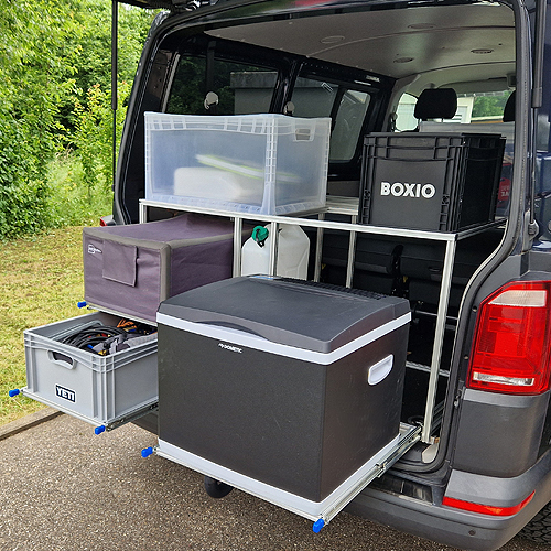 Micorcamper Ausbau mit Schwerlastzügen für Boxen inklusiver schwerer Kühlbox